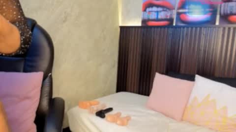 Snapshot of tanisha__lux chatting on 19, 3, 2026 Tanisha online show from 19, 3, 2026