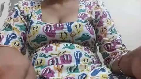 taniya_roy4628 online show from 12, 4, 2026