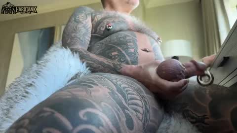Tank Guy online show from 1, 5, 2026