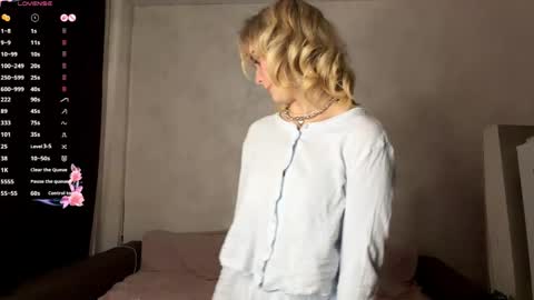 Mia online show from 5, 5, 2026