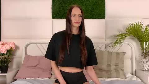 taraharriss online show from 6, 7, 2026