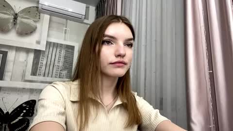 Mia online show from 12, 3, 2026