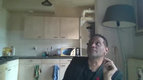 Genaro Thode online show from 4, 2, 2025