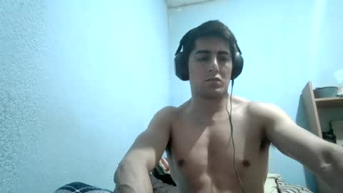 Snapshot of tarzan_07 chatting on 8, 7, 2026 tarzan_07 online show from 8, 7, 2026