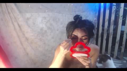 tasteofinnocentxx online show from 9, 10, 2025