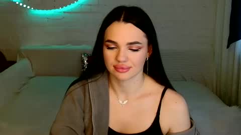 Snapshot of tasty_babyy chatting on 12, 11, 2025 tasty_babyy online show from 12, 11, 2025