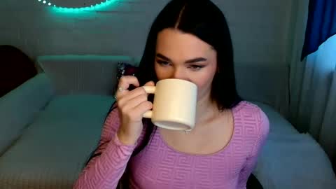 tasty_babyy online show from 28, 11, 2025