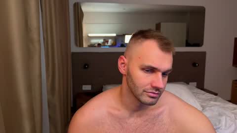 My shows 2100500 UTC3 online show from 14, 11, 2025