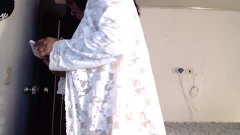 Snapshot of tati_g chatting on 7, 10, 2025 Tati Garcia online show from 7, 10, 2025