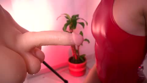 Hey Im Tatiana online show from 7, 5, 2026
