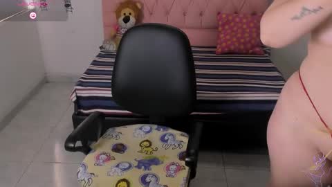 Snapshot of tatianasexy19 chatting on 2, 10, 2025 Daniela online show from 2, 10, 2025