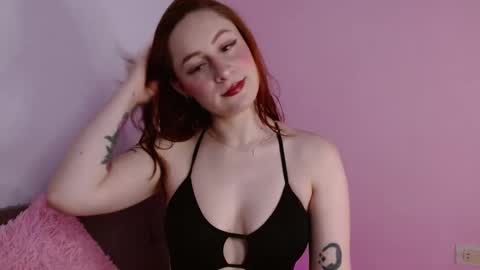 Snapshot of tatianayj chatting on 10, 9, 2025 Tatis online show from 10, 9, 2025