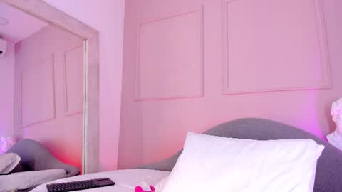 Tati online show from 5, 8, 2026
