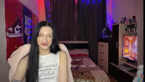 Snapshot of tatika_williams chatting on 18, 12, 2025 tatika_williams online show from 18, 12, 2025