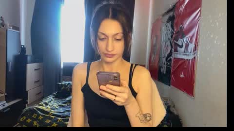 tatika_williams online show from 28, 3, 2026