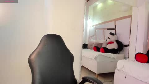 tatikanyx online show from 26, 6, 2026