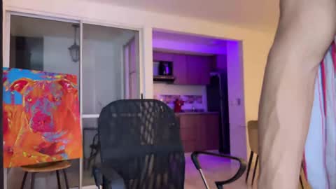 Jonathan  Juan online show from 4, 12, 2024