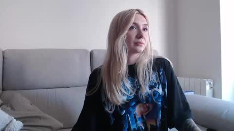 Snapshot of tattoobbgirl chatting on 12, 9, 2025 tattoobbgirl online show from 12, 9, 2025