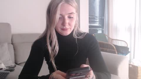 Snapshot of tattoobbgirl chatting on 29, 11, 2025 tattoobbgirl online show from 29, 11, 2025