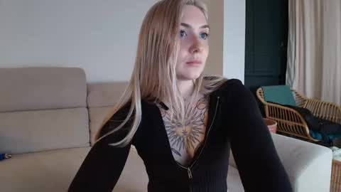 Snapshot of tattoobbgirl chatting on 31, 1, 2026 tattoobbgirl online show from 31, 1, 2026