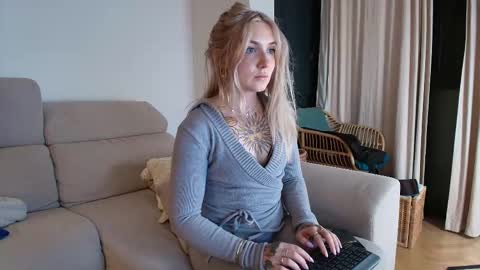 Snapshot of tattoobbgirl chatting on 7, 2, 2026 tattoobbgirl online show from 7, 2, 2026