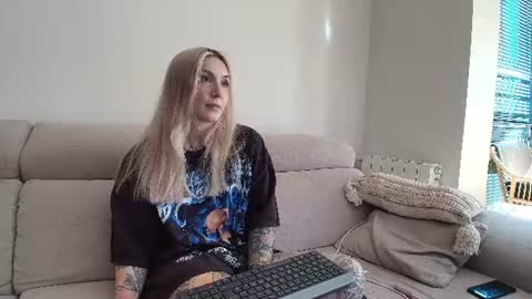 tattoobbgirl online show from 3, 7, 2026