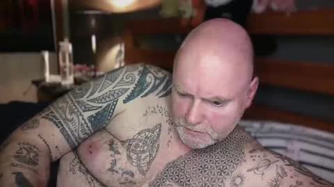 Tattooeddilf 01 online show from 5, 5, 2026