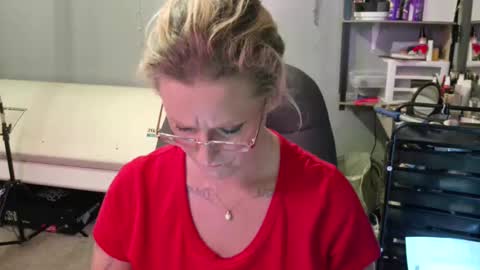 Snapshot of tattooeddirtyteacher chatting on 29, 1, 2025 Lisa Lovely online show from 29, 1, 2025