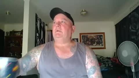 tattzsexy online show from 4, 2, 2026