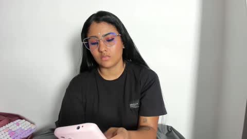 Tatiana Gomez online show from 29, 4, 2026
