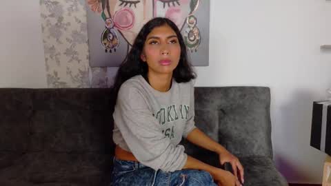 Taty Miller online show from 24, 11, 2025