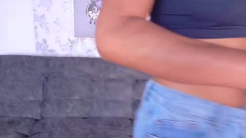 Snapshot of taty_miller chatting on 25, 7, 2026 Taty Miller online show from 25, 7, 2026