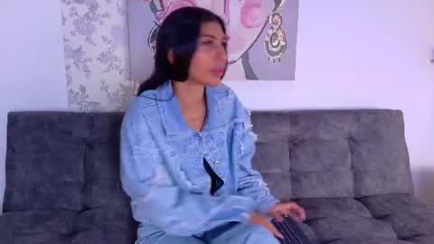 Snapshot of taty_miller chatting on 4, 8, 2026 Taty Miller online show from 4, 8, 2026