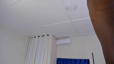 tau_montes online show from 7, 3, 2026