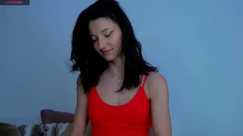 TayaKayan online show from 6, 1, 2025