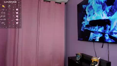   online show from 27, 2, 2025