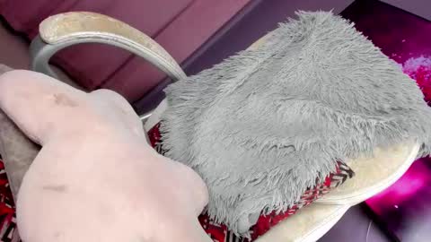   online show from 1, 3, 2025