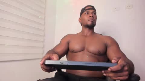 Snapshot of tayler_waka chatting on 7, 12, 2024 Tyler online show from 7, 12, 2024