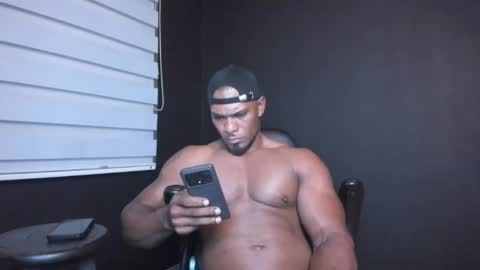 Snapshot of tayler_waka chatting on 29, 1, 2025 Tyler online show from 29, 1, 2025