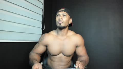 Snapshot of tayler_waka chatting on 1, 2, 2025 Tyler online show from 1, 2, 2025