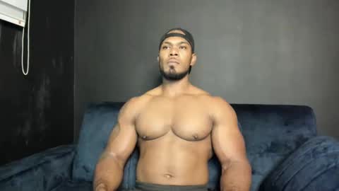 Snapshot of tayler_waka chatting on 21, 2, 2025 Tyler online show from 21, 2, 2025