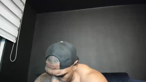 Snapshot of tayler_waka chatting on 27, 2, 2025 Tyler online show from 27, 2, 2025