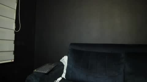 Snapshot of tayler_waka chatting on 4, 3, 2025 Tyler online show from 4, 3, 2025