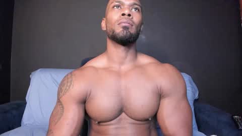 Snapshot of tayler_waka chatting on 20, 10, 2025 Tyler online show from 20, 10, 2025