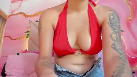 Snapshot of taylor__cooper_ chatting on 29, 6, 2026 Sarah online show from 29, 6, 2026