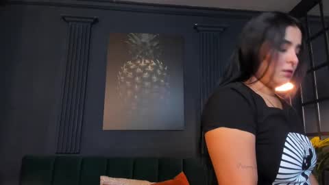 Taylor Bennet online show from 8, 3, 2025