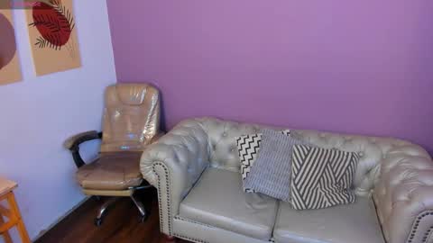 Taylor Bennet online show from 13, 10, 2025