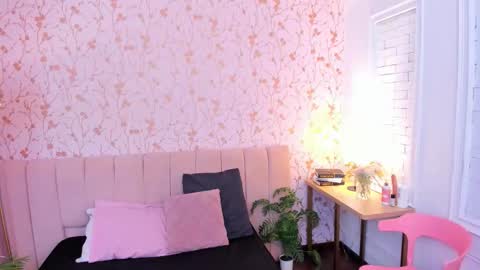 Taylor Bennet online show from 6, 3, 2026