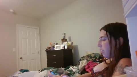 taylorslay online show from 18, 4, 2026