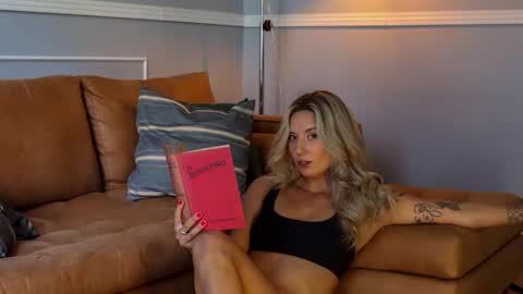 Snapshot of taylorslittlekingdom chatting on 27, 4, 2026 Taylor online show from 27, 4, 2026